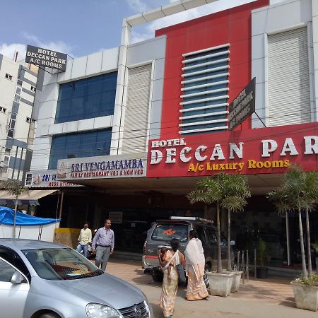 Hotel Deccan Park Хидерабад Екстериор снимка