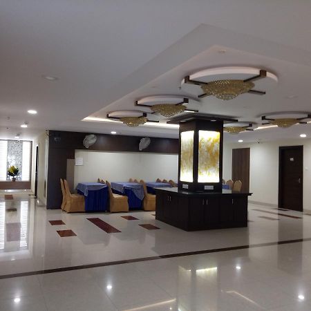 Hotel Deccan Park Хидерабад Екстериор снимка