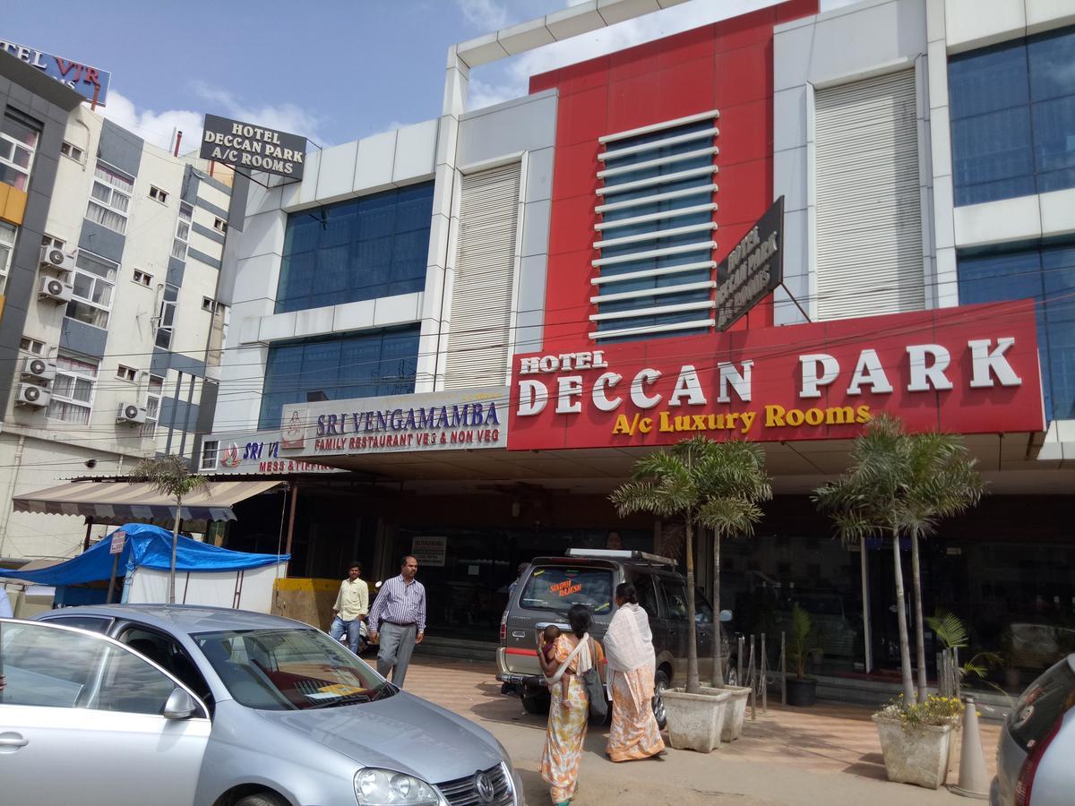 Hotel Deccan Park Хидерабад Екстериор снимка
