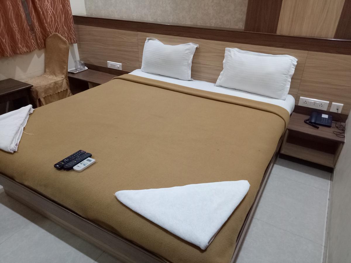 Hotel Deccan Park Хидерабад Екстериор снимка