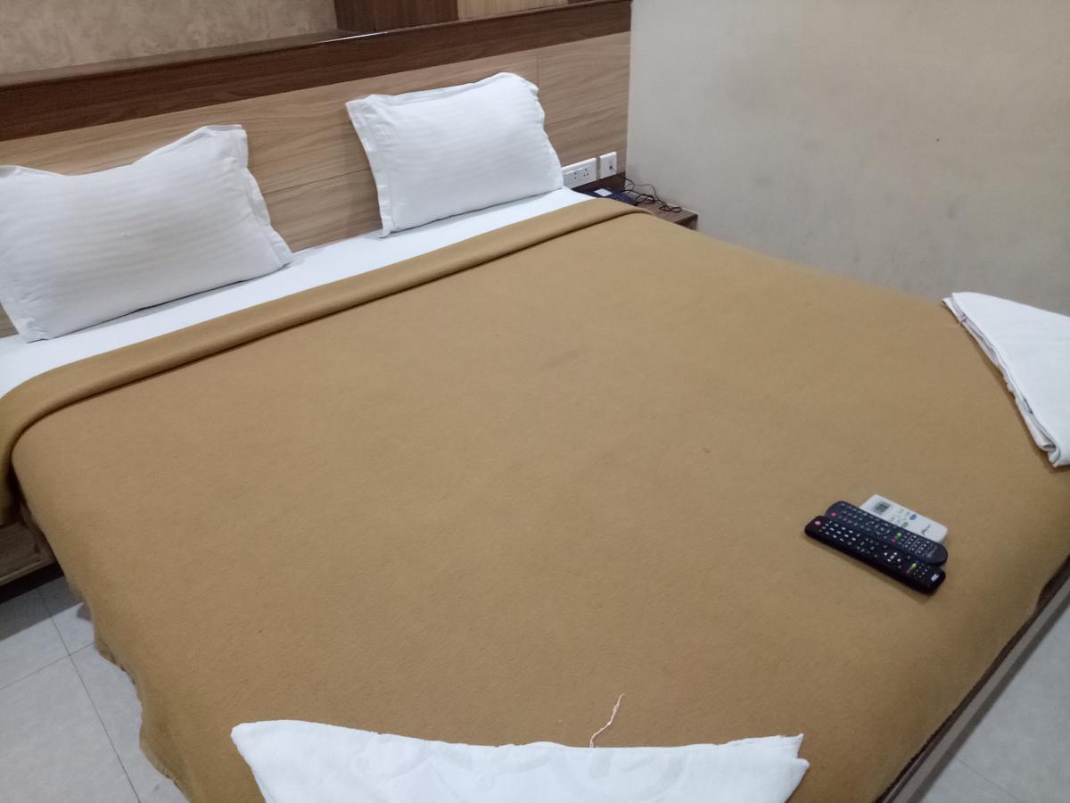 Hotel Deccan Park Хидерабад Екстериор снимка