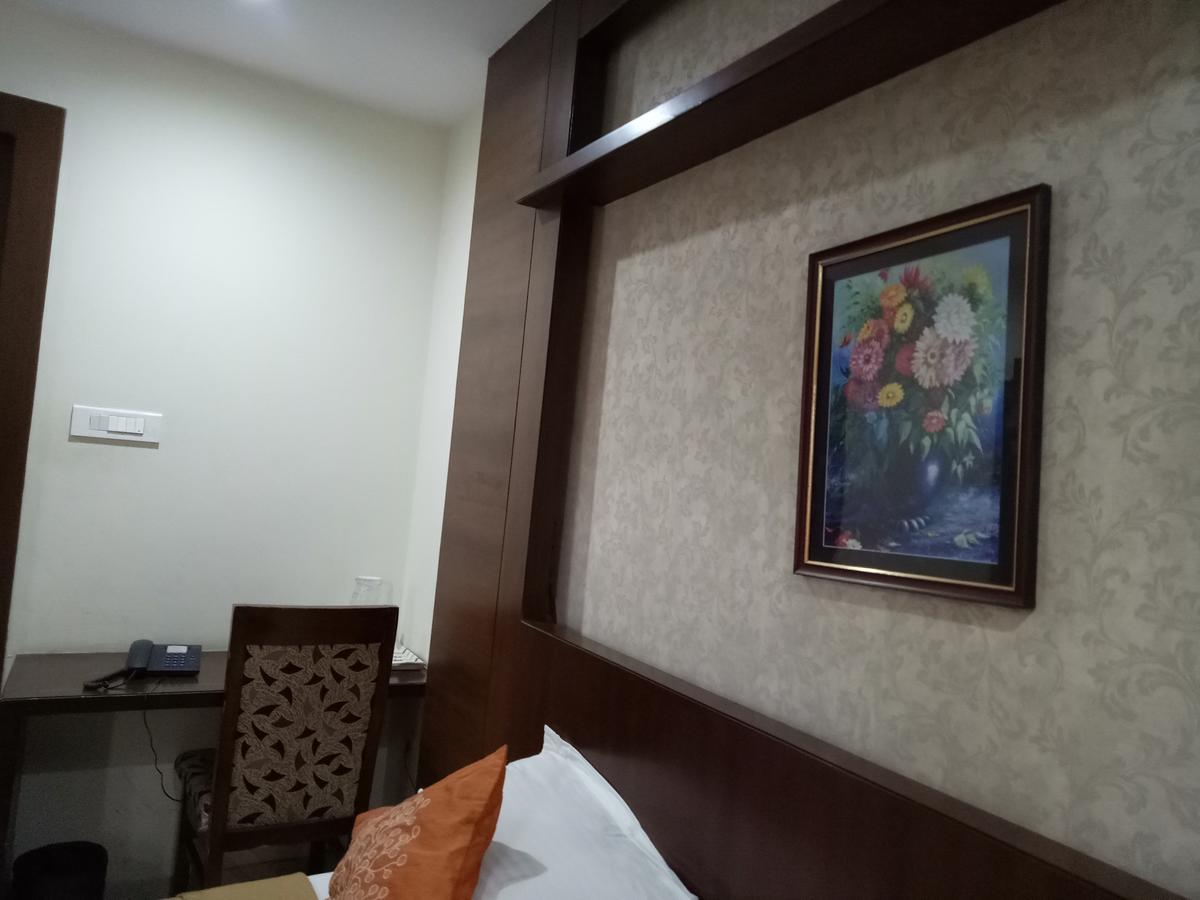 Hotel Deccan Park Хидерабад Екстериор снимка