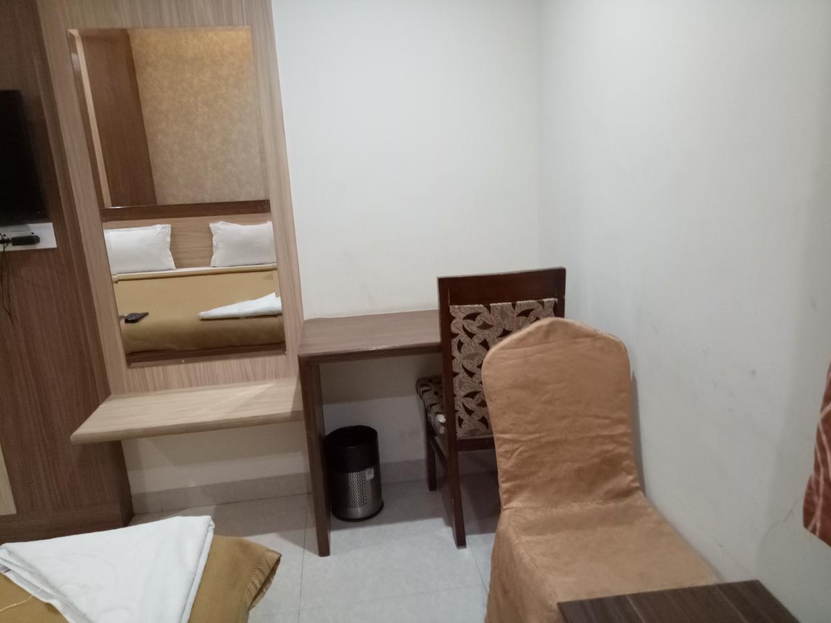 Hotel Deccan Park Хидерабад Екстериор снимка